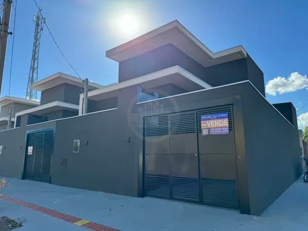 Casa em Dourados - Esplanada