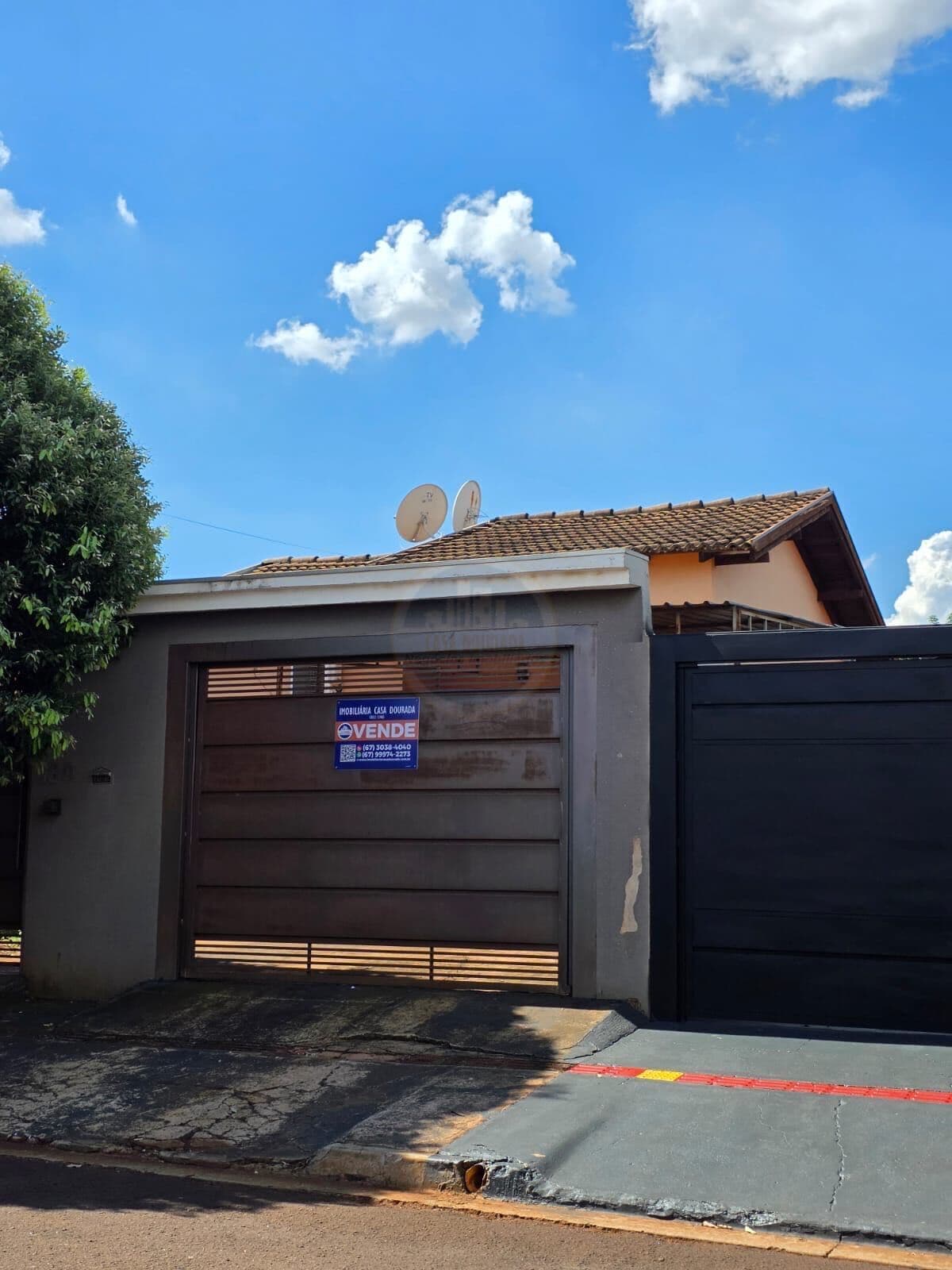 Casa em Dourados - Flor de Maio