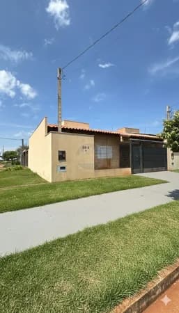 Casa em Dourados - Conjunto Residencial Monte Carlo