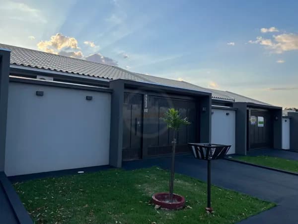 Casa em Dourados - Vila Alba