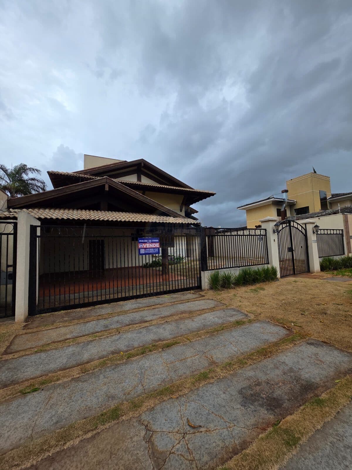 Casa em Dourados - Jardim América