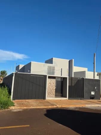Casa em Dourados - CIDADE JARDIM 1