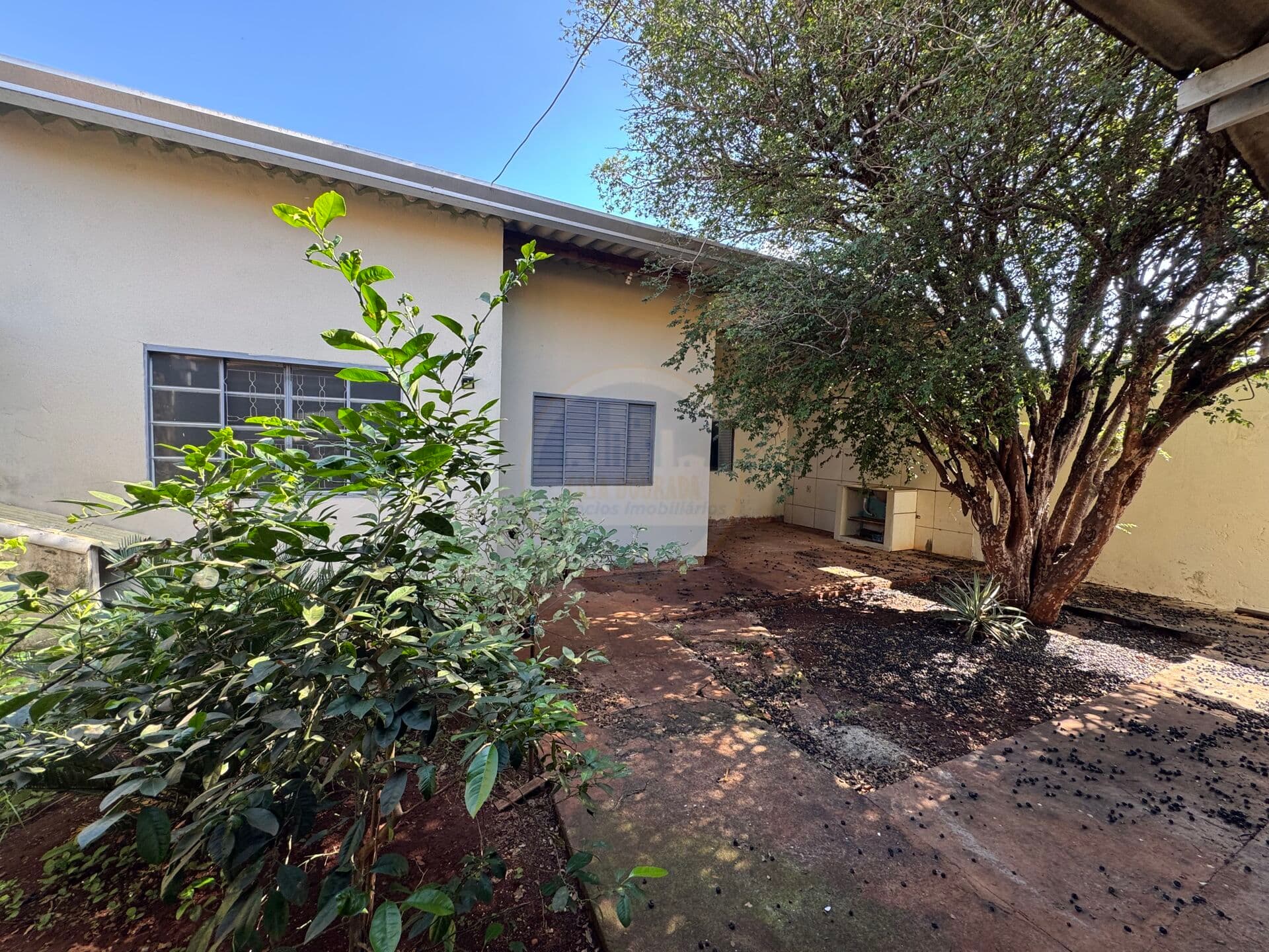 Casa em Dourados - BNH IV Plano