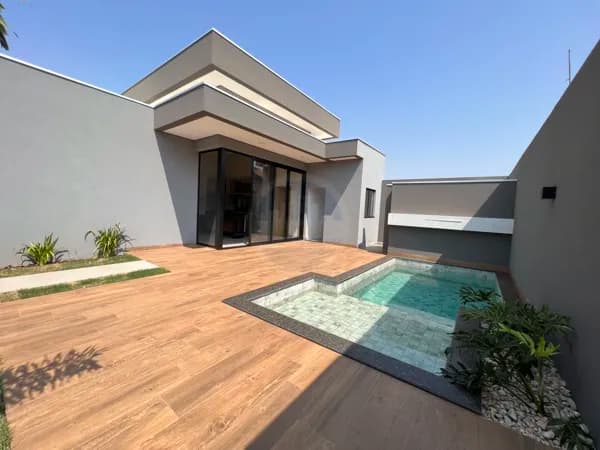 Casa em Dourados - Jardim Cristhais