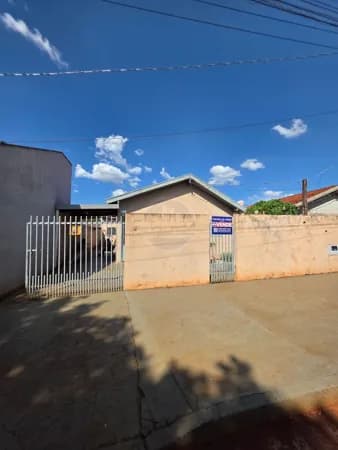 Casa em Dourados - Canaã I
