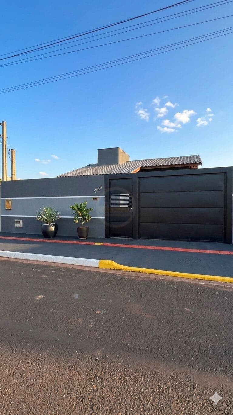 Casa em Dourados - Esplanada