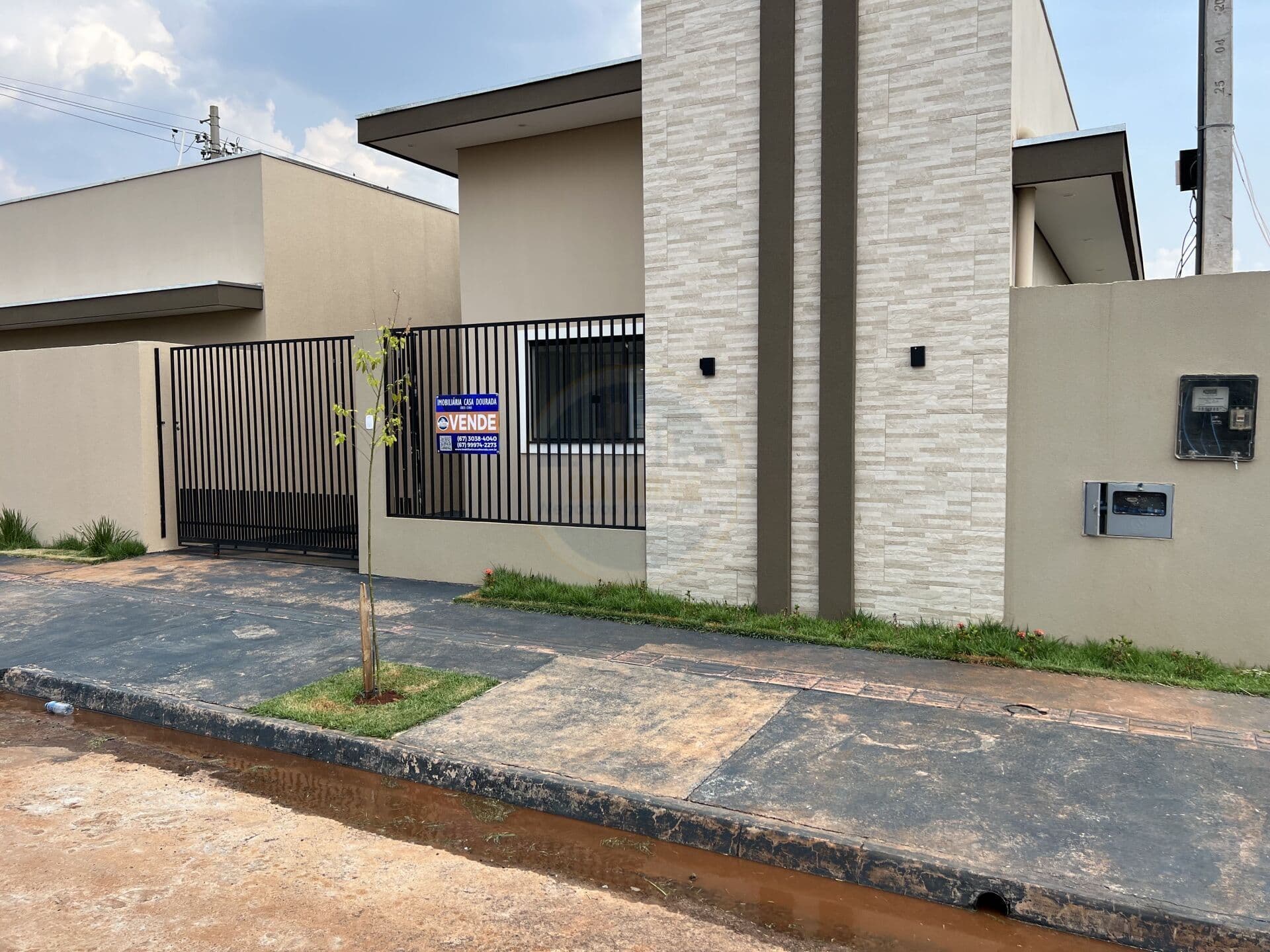 Casa em Dourados - Vival dos Ipês