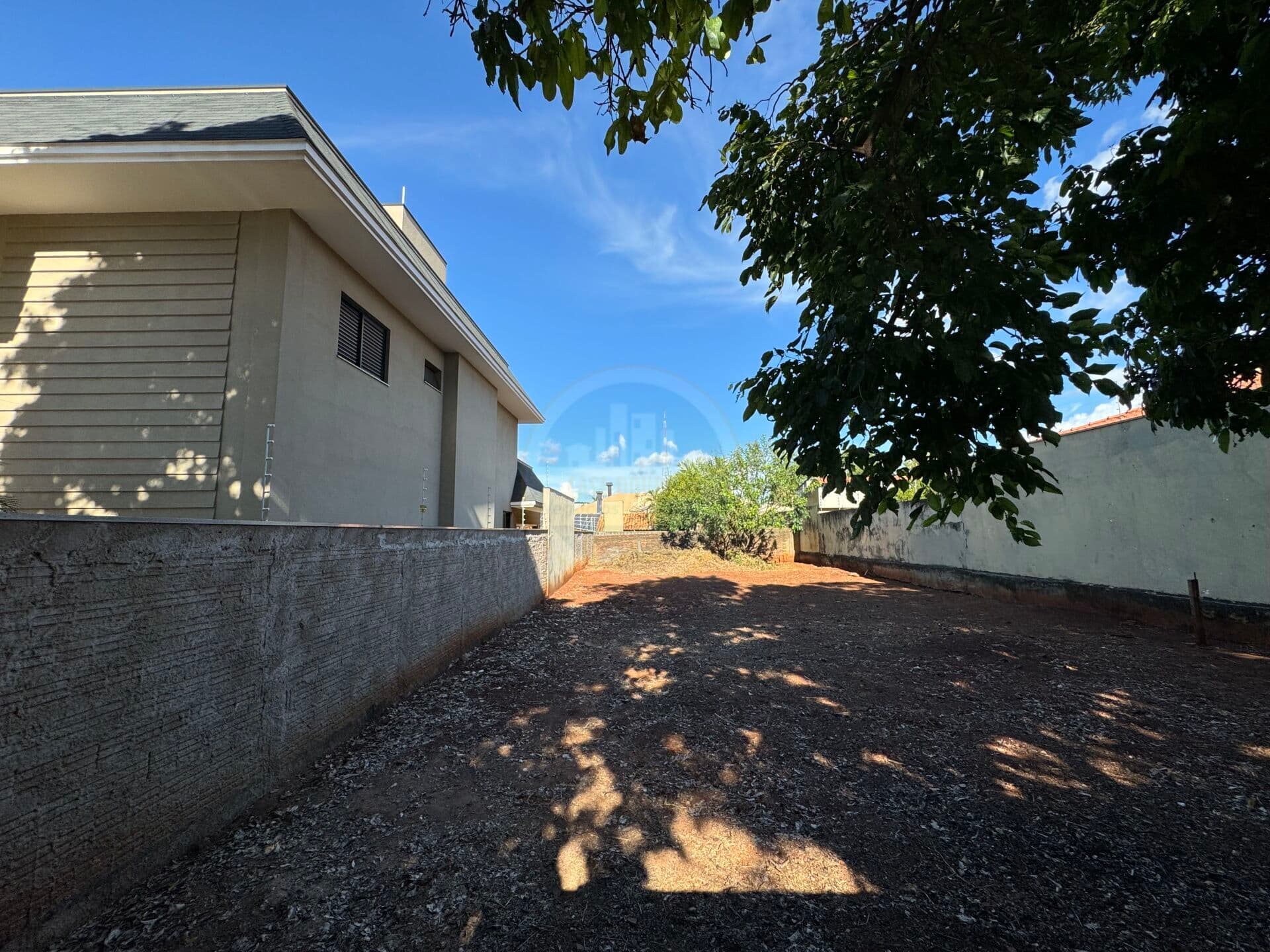 Lote/Terreno em Dourados - Vila São Luiz
