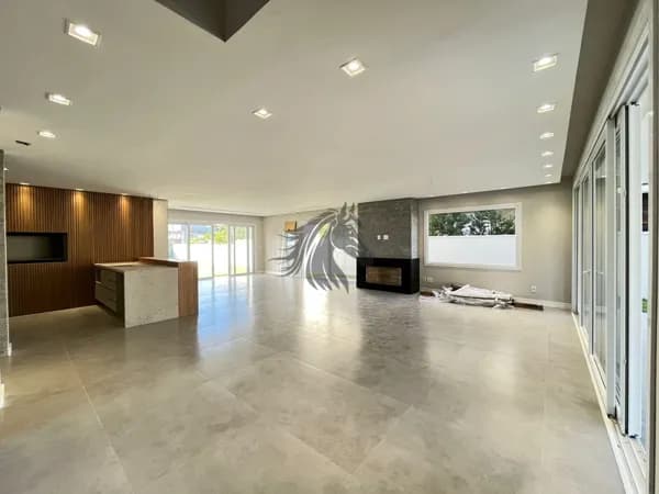 Casa Alto Padrão - 3 Suítes
