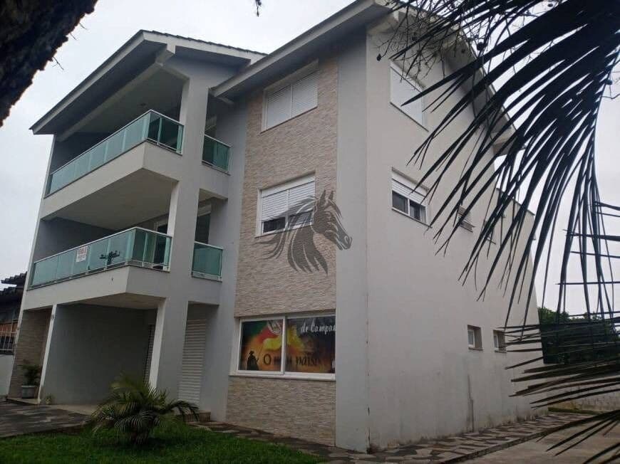 Casa São 3 dormitórios sendo 1 suíte com vista para o Gauíba.