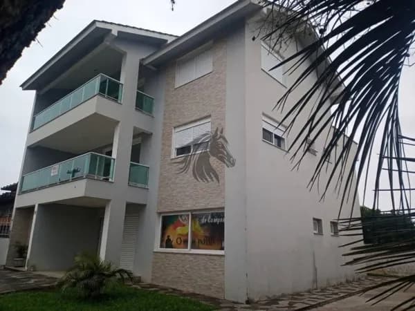Casa São 3 dormitórios sendo 1 suíte com vista para o Gauíba.