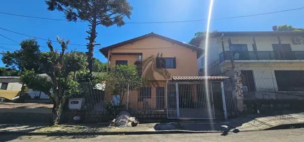 Casa em Campo Novo, Porto Alegre/RS
