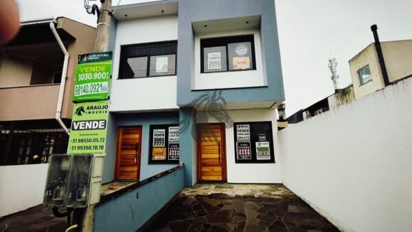 À venda! Linda casa no bairro Hípica em Porto Alegre-RS