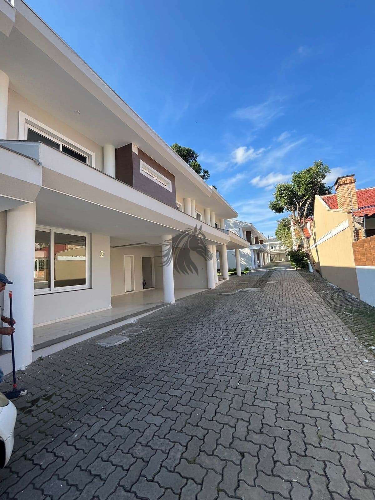 CASA EM CONDOMÍNIO PEDRA REDONDA