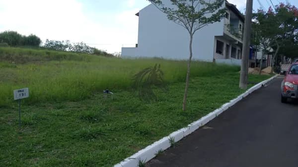 Terreno no bairro Lomba do Pinheiro em Porto Alegre-RS