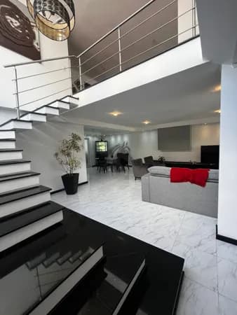 Casa Alto Padrão 3 dormitórios