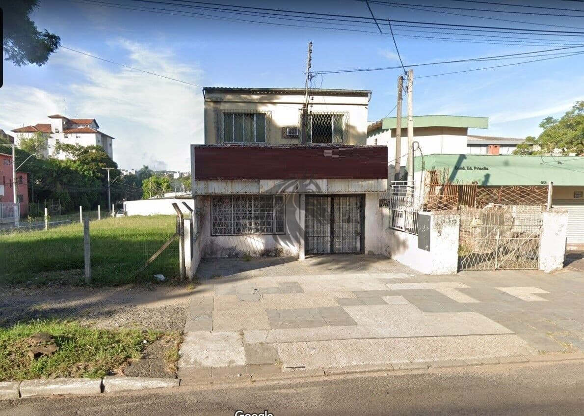 Lote/Terreno em Porto Alegre - Cristal