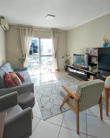 Apartamento com 3 Dormitórios por 210 mil no Centro