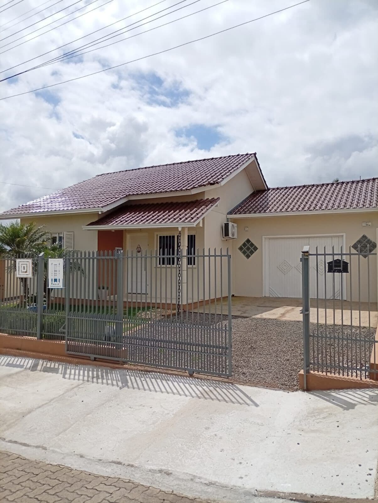 Casa Mobiliada