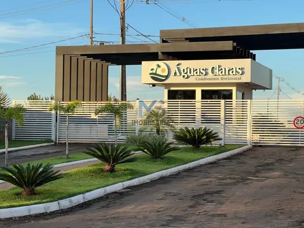 Terreno á venda no Condomínio Águas Claras