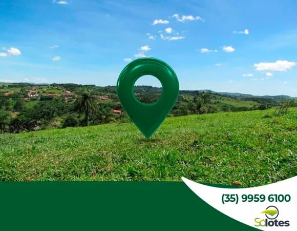 Lote/Terreno em Perdões - Centro