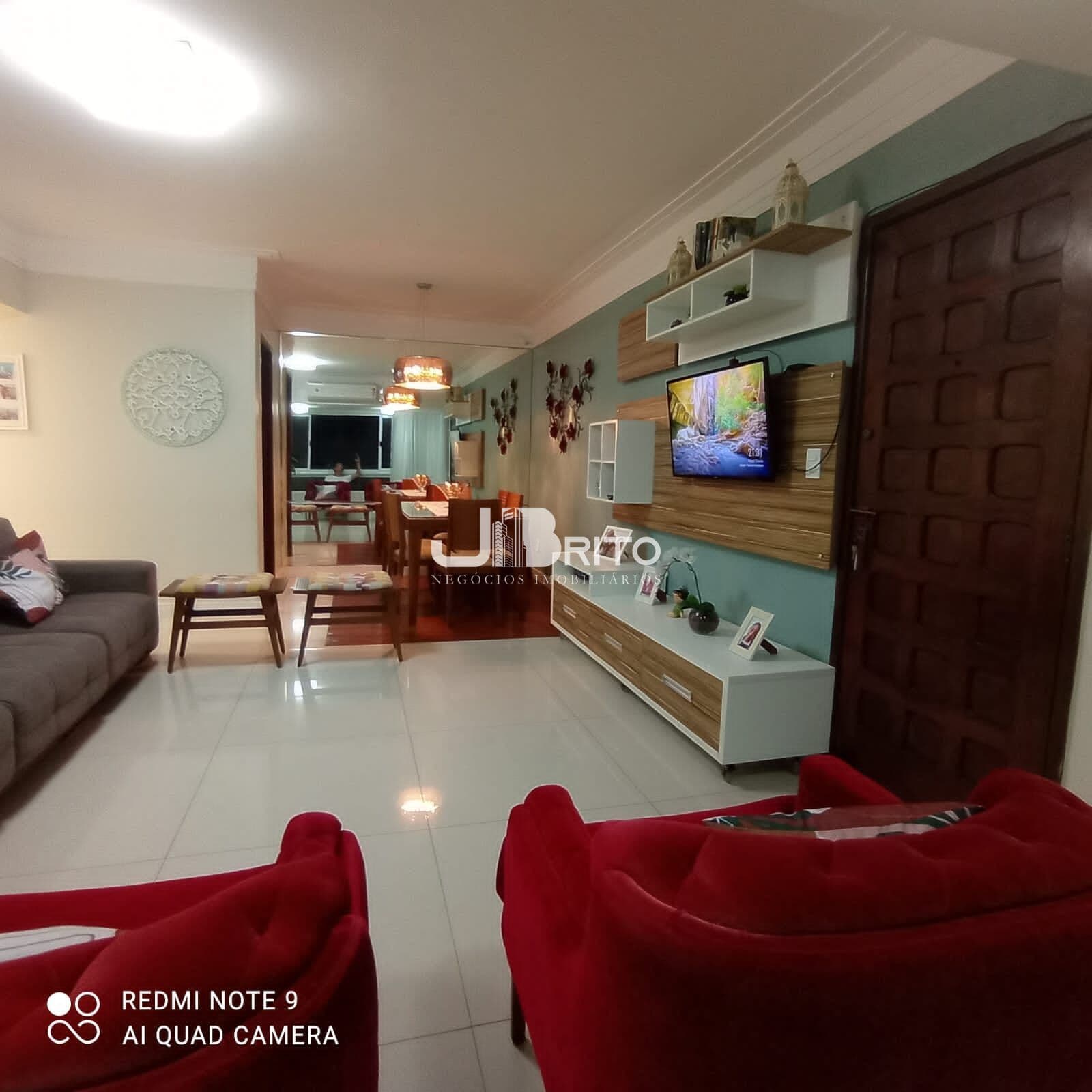 BELÍSSIMO 3 QUARTOS NO COSTA AZUL- PORTEIRA FECHADA