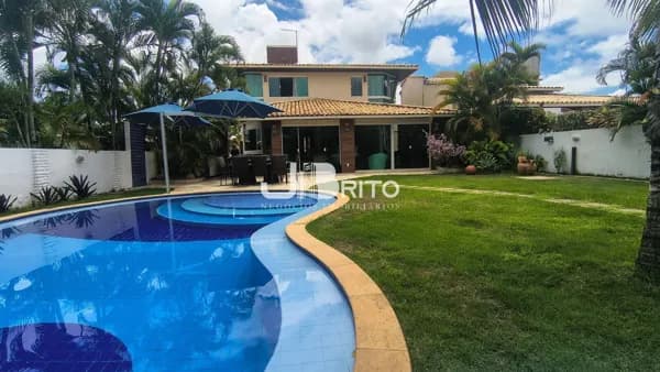 Casa no Condomínio Paraíso – Guarajuba: 303m², 4 Quartos, Piscina e Gourmet Privativo