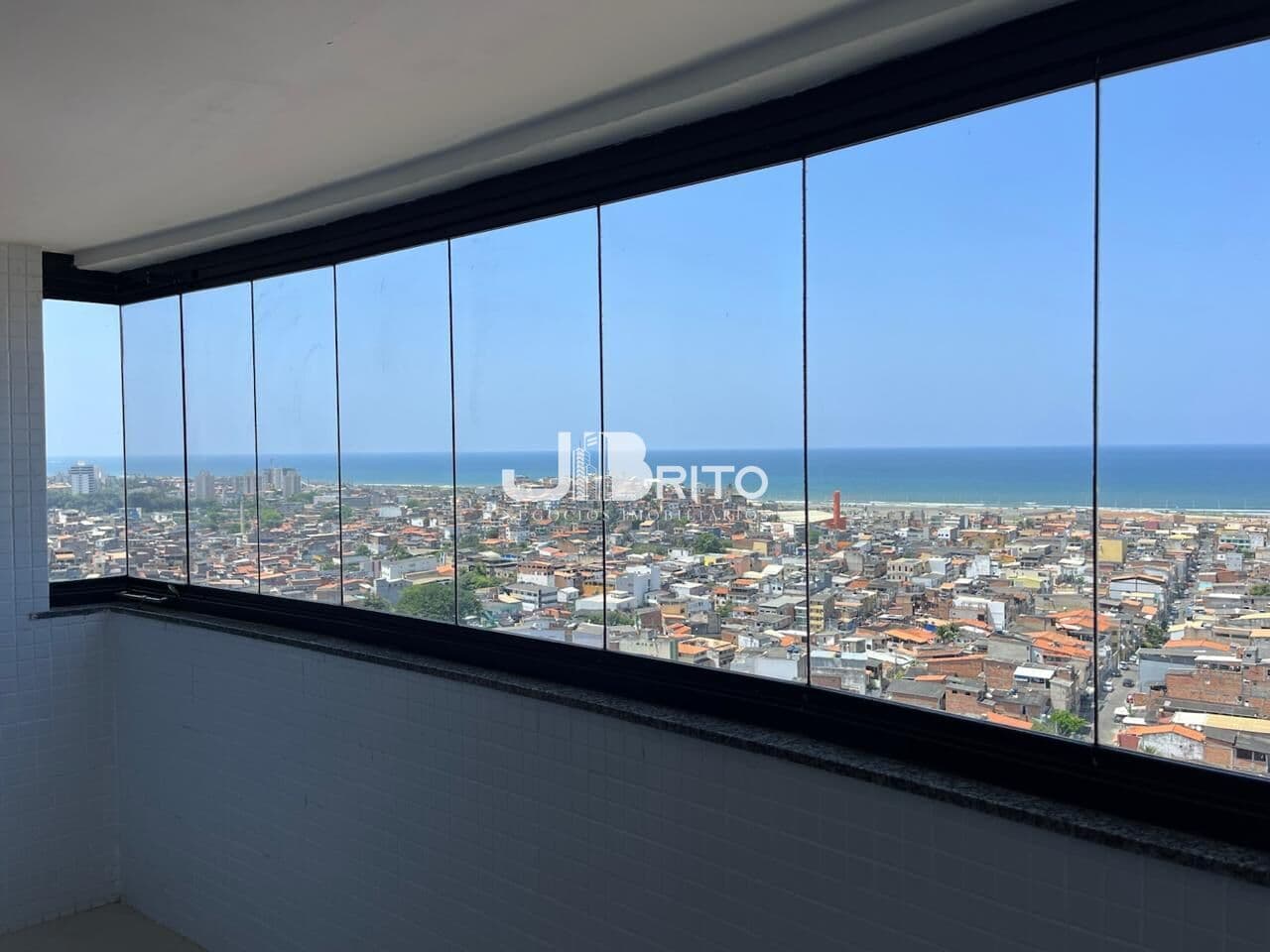 VENDA- APARTAMENTO 3/4 COM 2 VAGAS COBERTAS NASCENTE ANDAR ALTO, IMBUÍ
