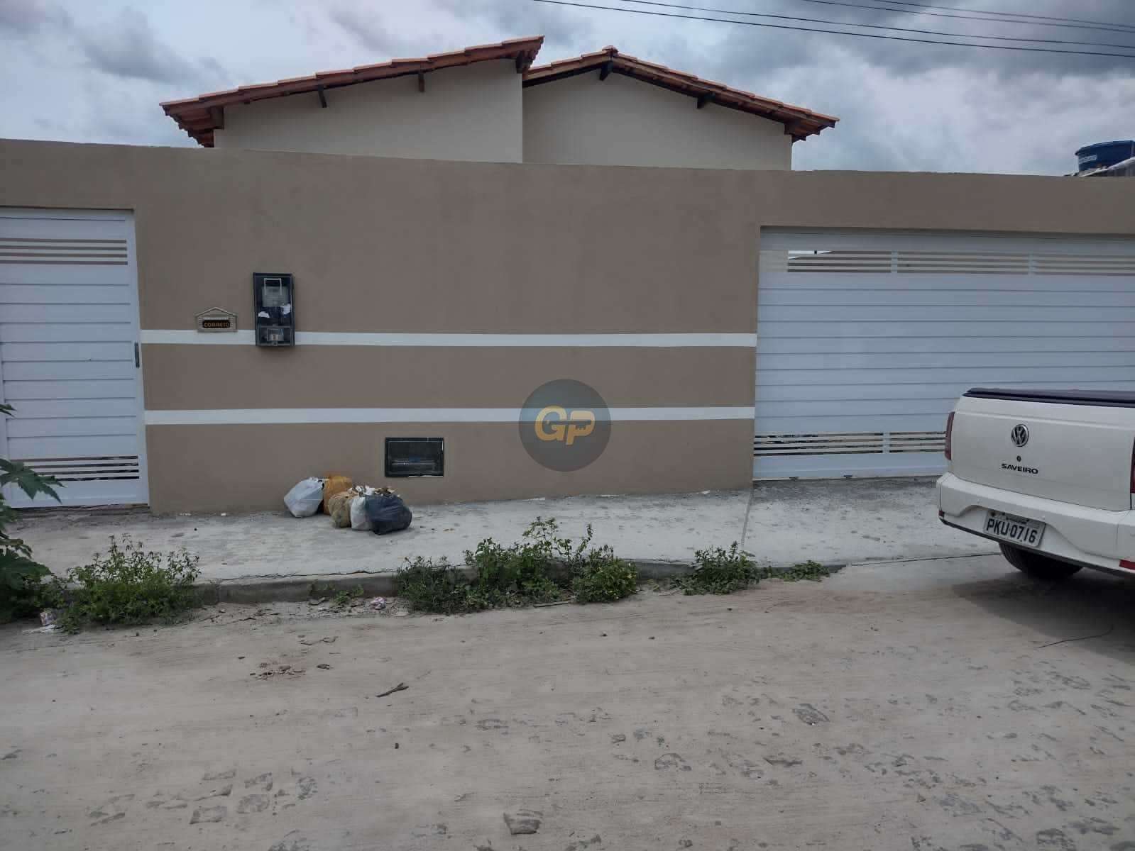 Casa em Feira de Santana - Papagaio