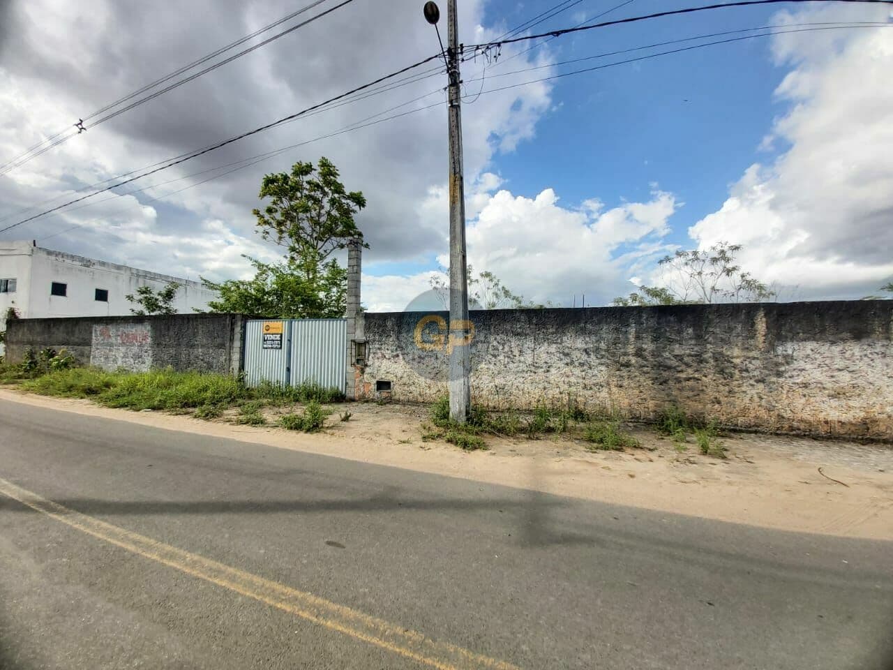 Lote/Terreno em Feira de Santana - Sim