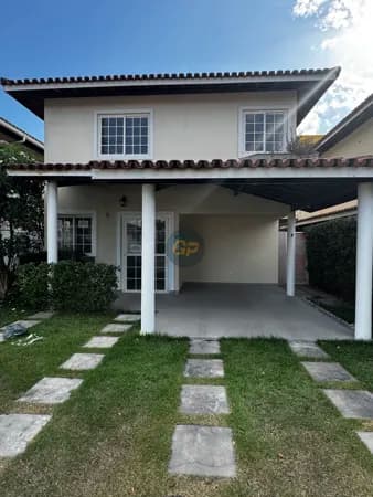 Casa de Condomínio em Feira de Santana - Capuchinhos