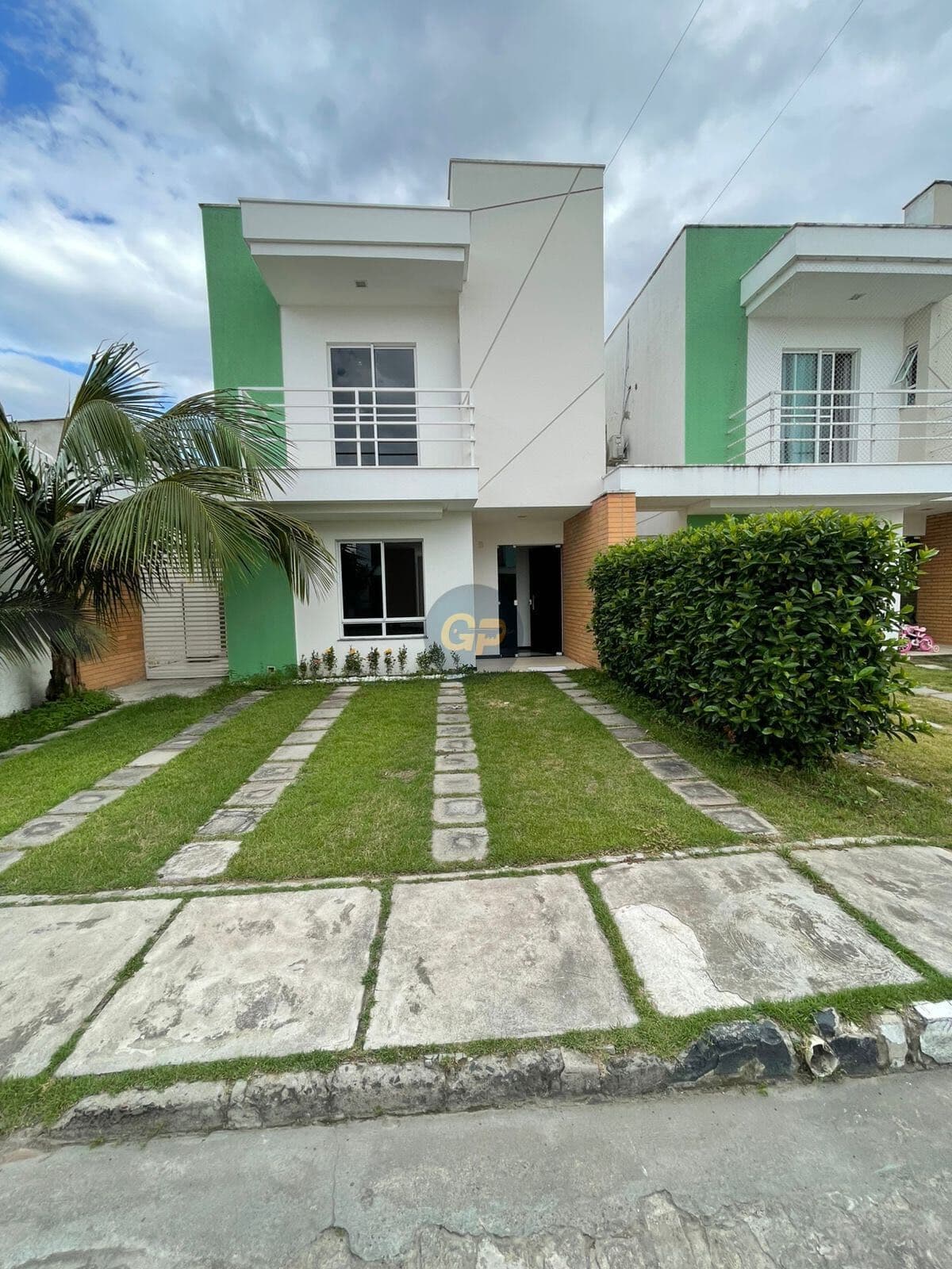 Casa de Condomínio em Feira de Santana - Mangabeira