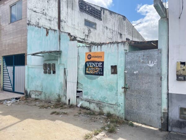 Lote/Terreno em Feira de Santana - Caseb