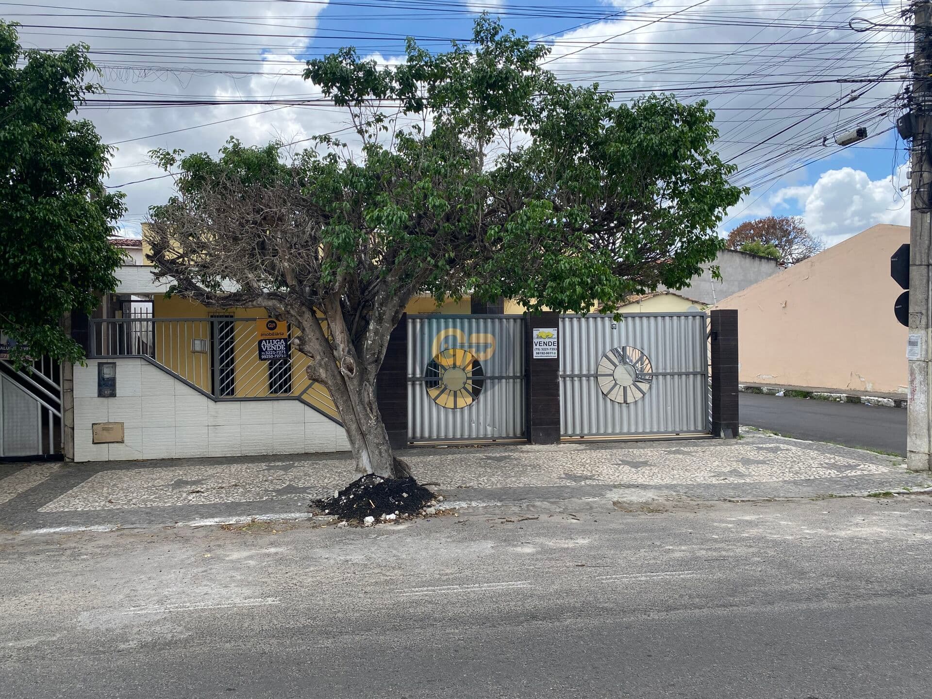 Casa em Feira de Santana - Ponto Central