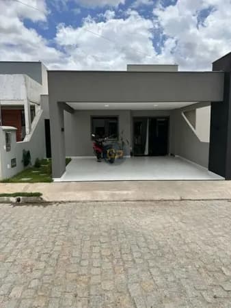 Casa em Feira de Santana - Mangabeira