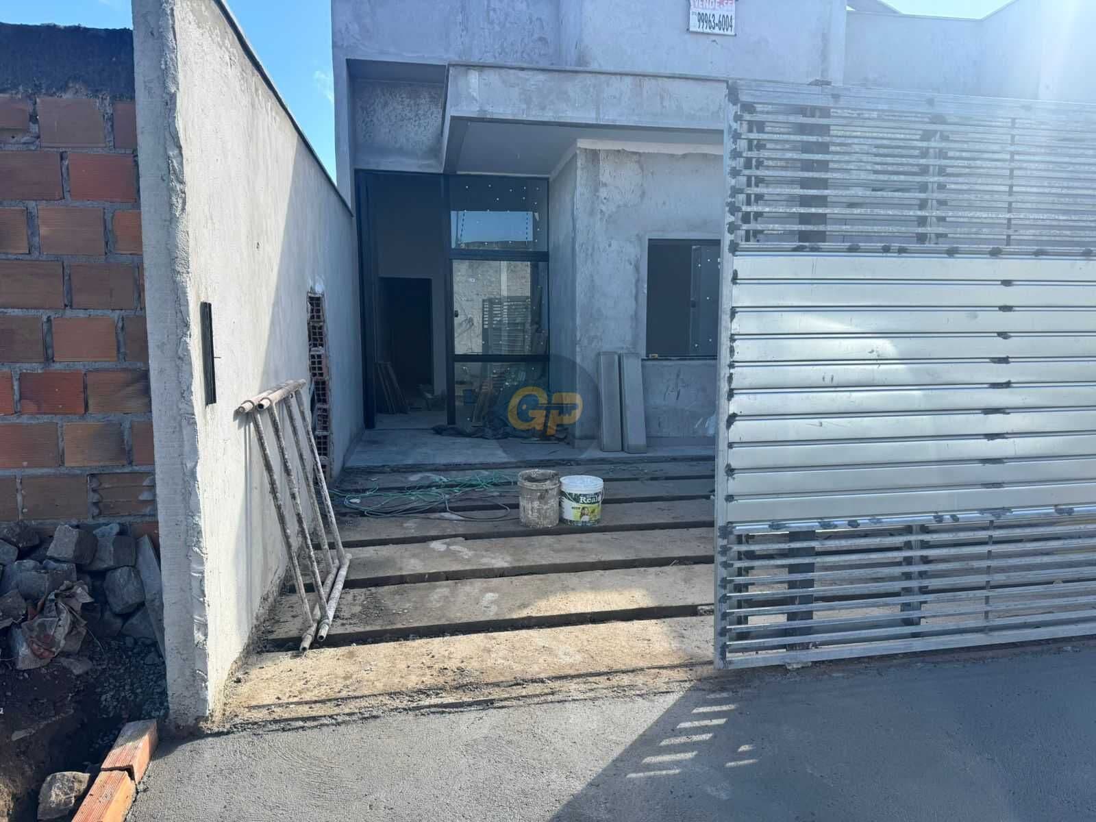 Casa no Sim de Médio Padrão