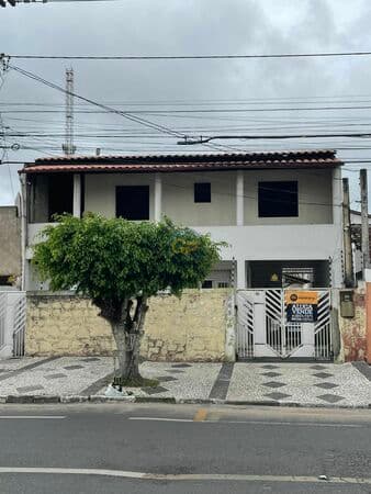 Sobrado em Feira de Santana - Capuchinhos
