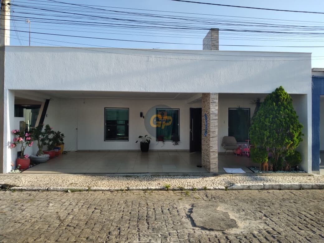Casa de Condomínio em Feira de Santana - Sim