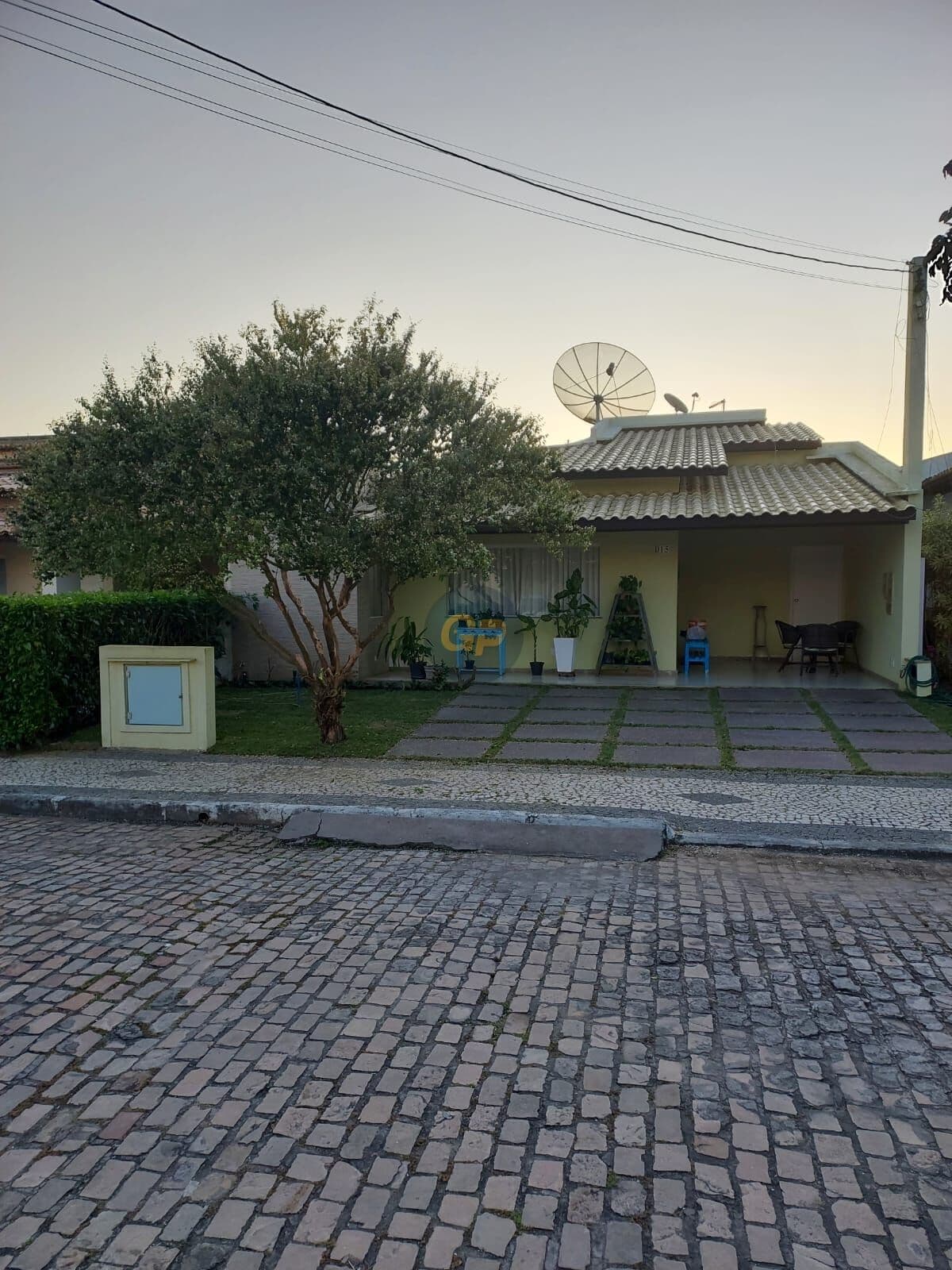 Casa de Condomínio em Feira de Santana - Santa Mônica II