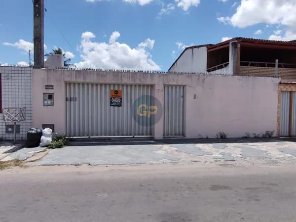 Casa em Feira de Santana - 35º BI