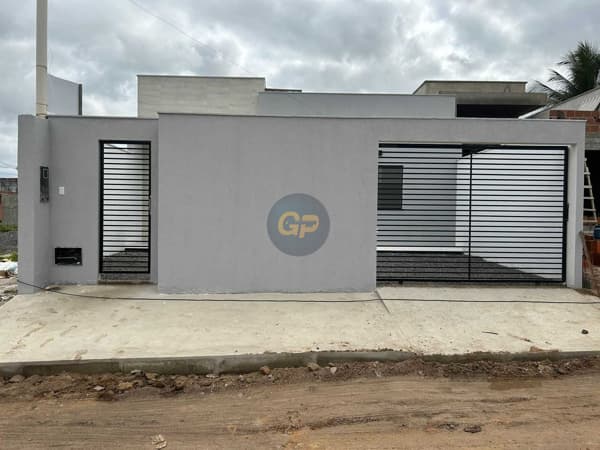 Casa em Feira de Santana - Mangabeira