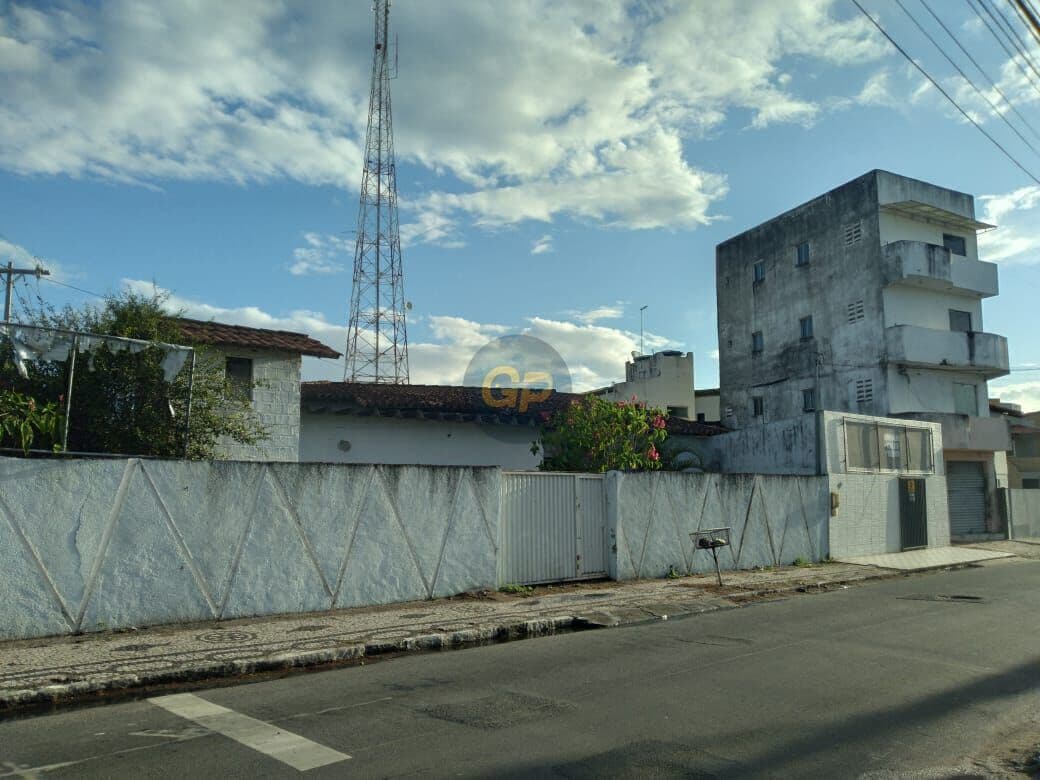 Casa em Feira de Santana - Brasília