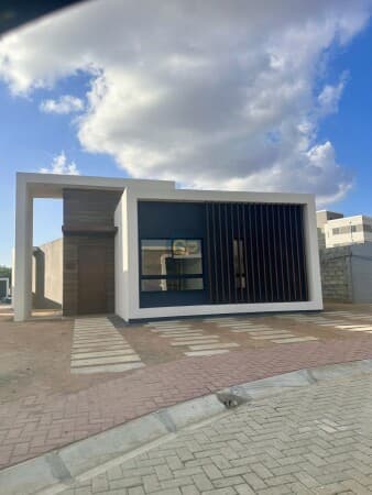 Casa de Condomínio em Feira de Santana - Sim