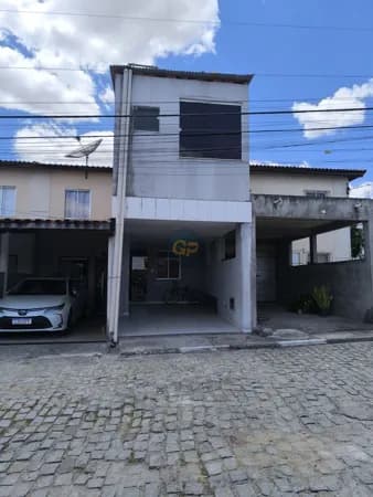 Casa Geminada Triplex em Vila Olimpia, Feira de Santana/BA