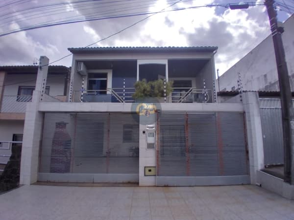 Sobrado em Feira de Santana - Queimadinha