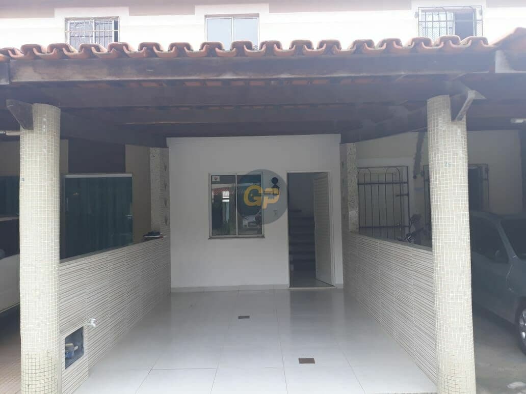 Sobrado em Feira de Santana - Aviário