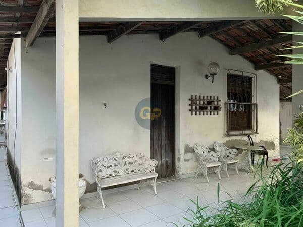 Casa em Feira de Santana - Santa Mônica