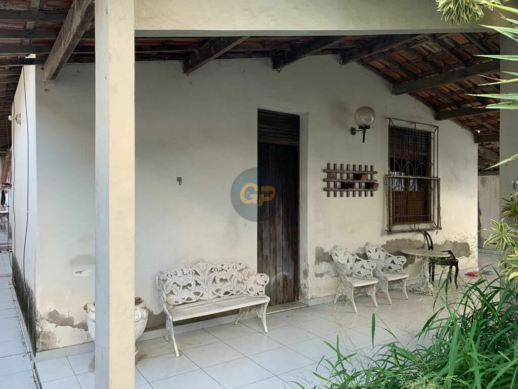 Casa em Feira de Santana - Santa Mônica