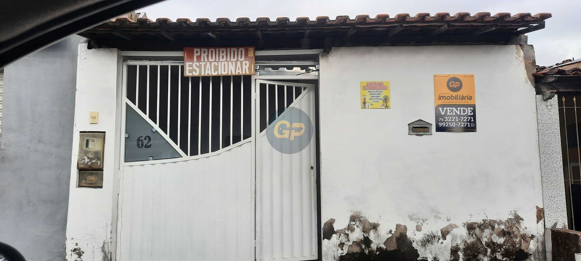 Casa Padrão em rua pública