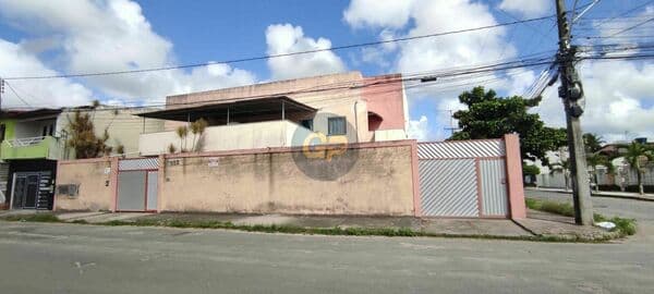 Casa em Feira de Santana - Brasília